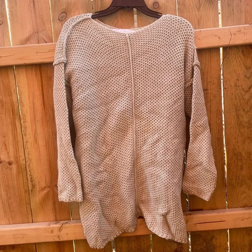 The limited sweater sz. S